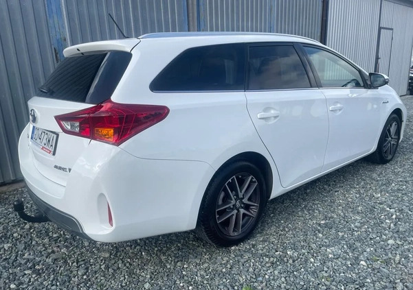 Toyota Auris cena 48900 przebieg: 202418, rok produkcji 2015 z Gniezno małe 326